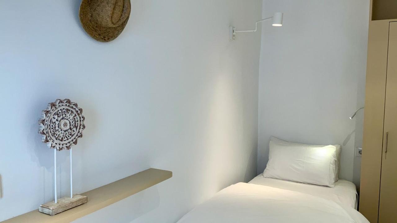 El Bagul, Terrace Boutique Apartament Ля Эскала Экстерьер фото