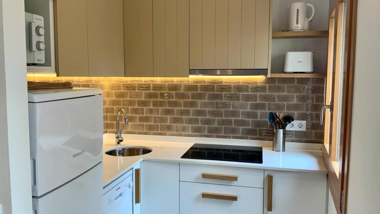 El Bagul, Terrace Boutique Apartament Ля Эскала Экстерьер фото